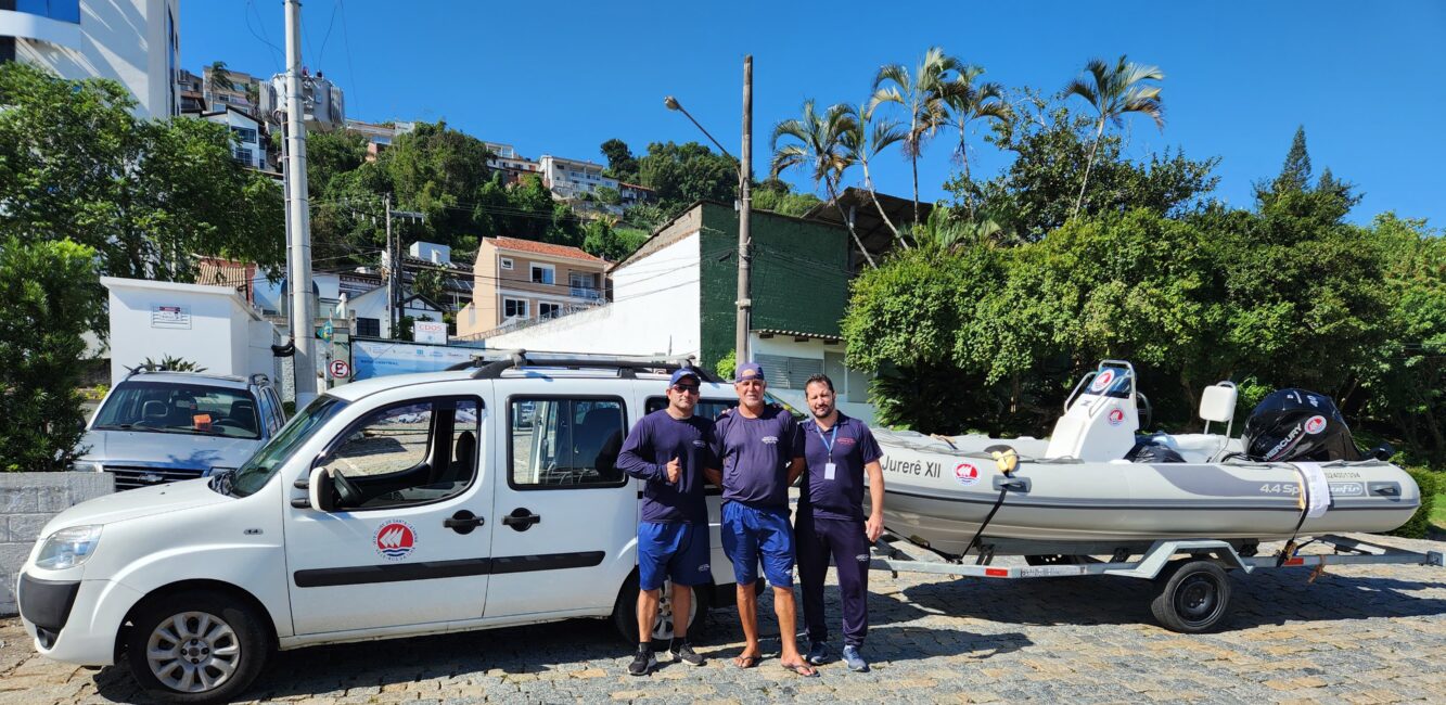 Veleiros da Ilha envia auxílio para resgates e doações no RS